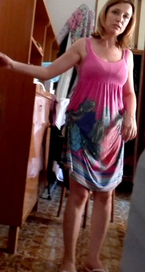 Mix slut milf for play cock