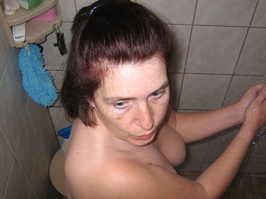 Older and hot (In the bathroom)