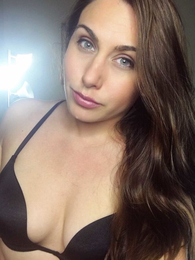 CeliaTovar