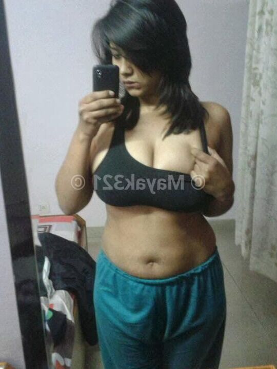 Mere nangey mamme DIKH kiya toh lund PANI chod dega