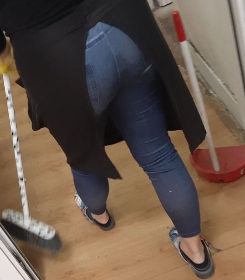 Clean service sexy ass