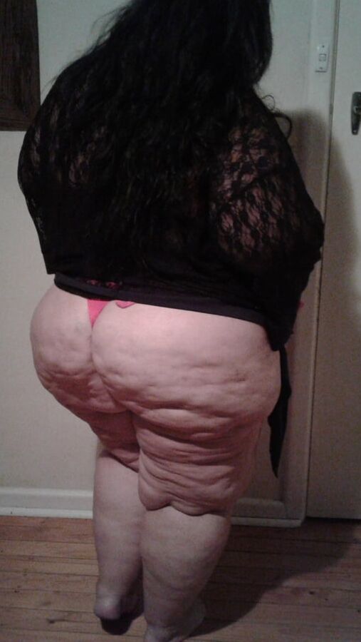 My AMAZING and INSATIABLE Mature SSBBW Sharee Part