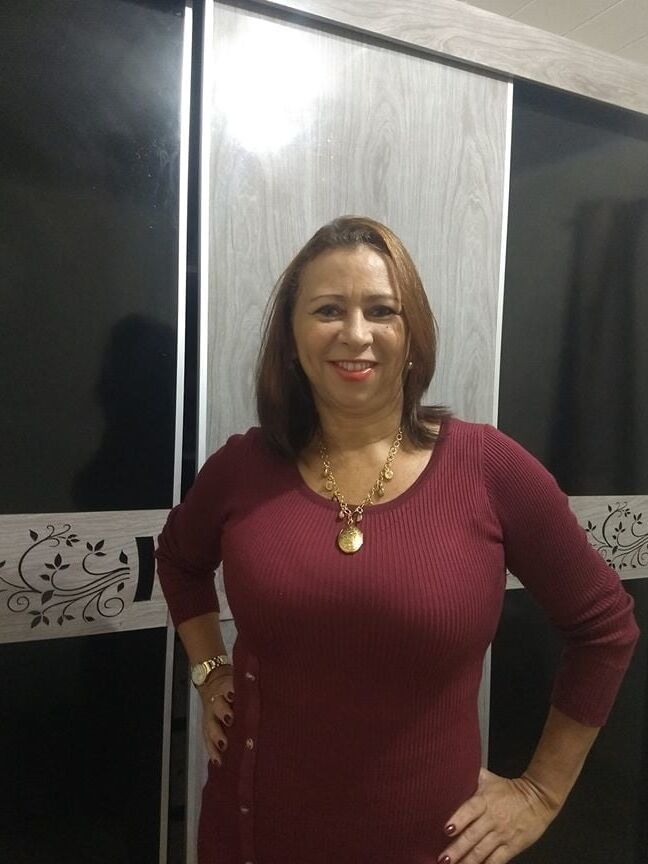 BRAZILIAN BUSTY MILF