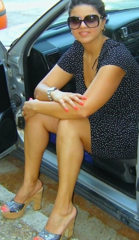 GREEK SEXY WOMAN