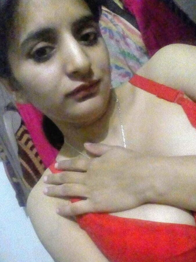 Maharashtra Muslim Wife