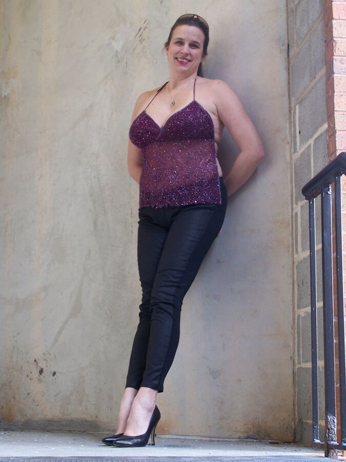 used Heels HUT seamed Nylons fetish public