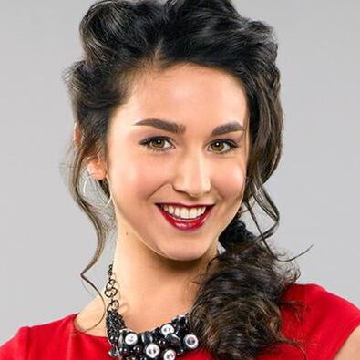 Molly Ephraim