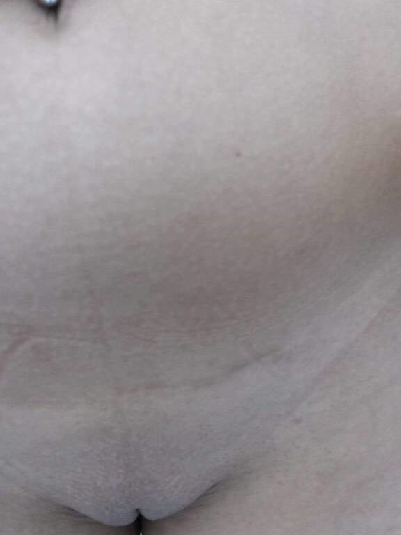 Andrea Magrinha Safada Tirou Verschiedene Fotos Peladinha no Banhe