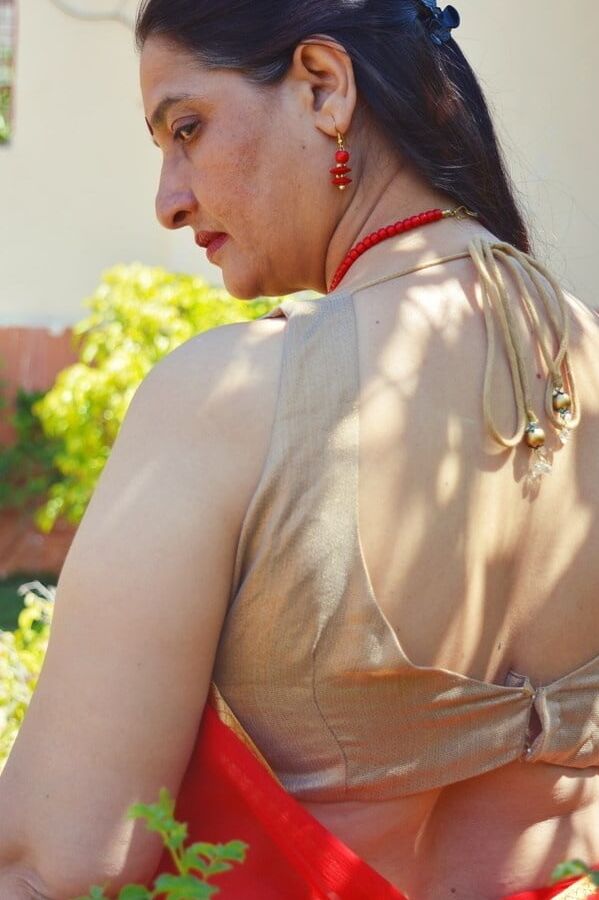 Indian Mature North Desi Mom