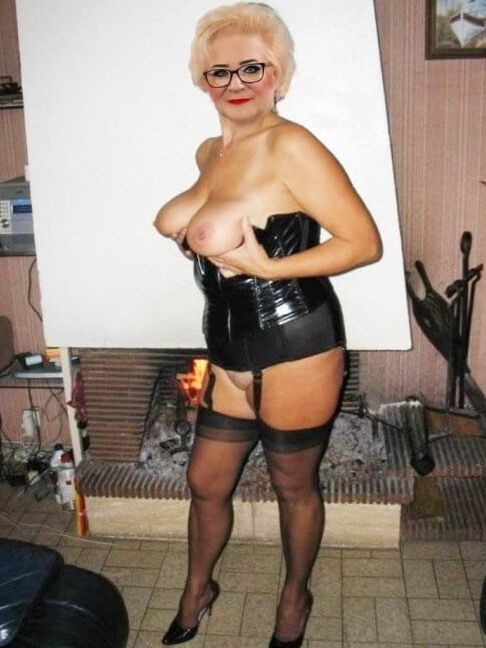 POLISH MATURE WHORE