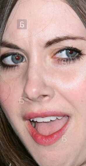 ALISON BRIE