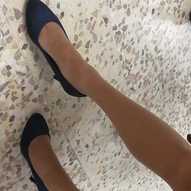 SMA sexy friends feet