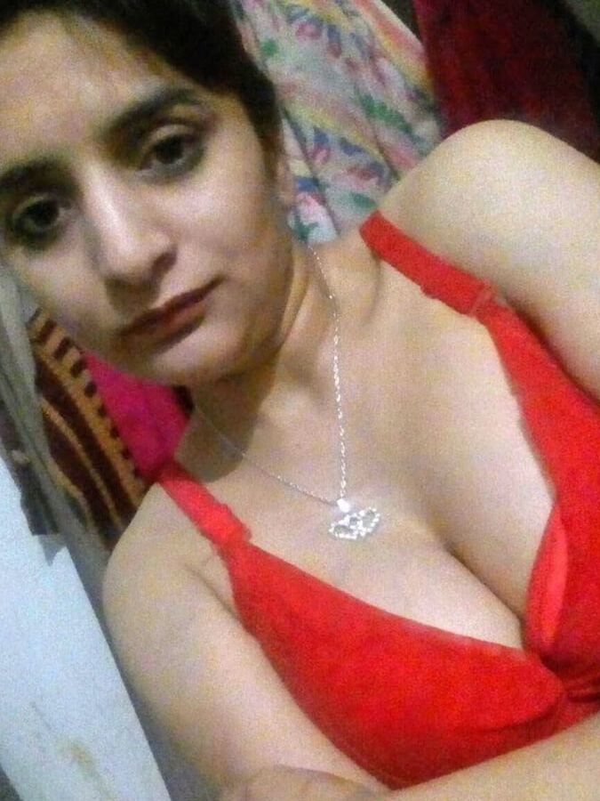 Maharashtra Muslim Wife