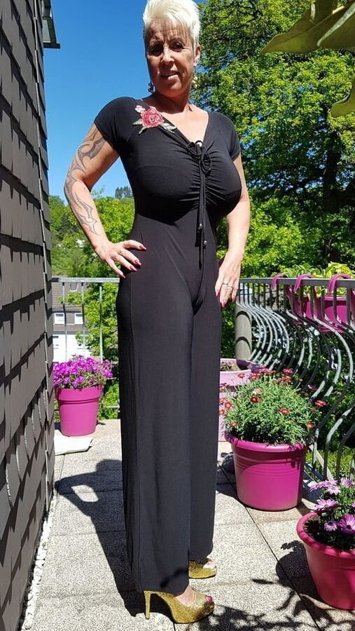 Sexy MILF Tattoo