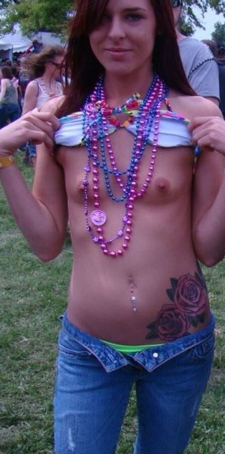 Flashing Ladies