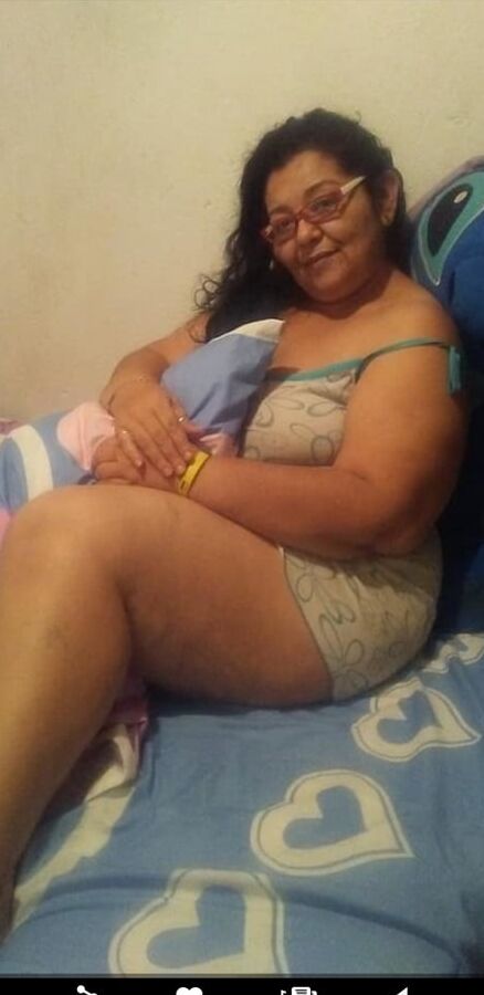 Brenda Mamacita Nalgona