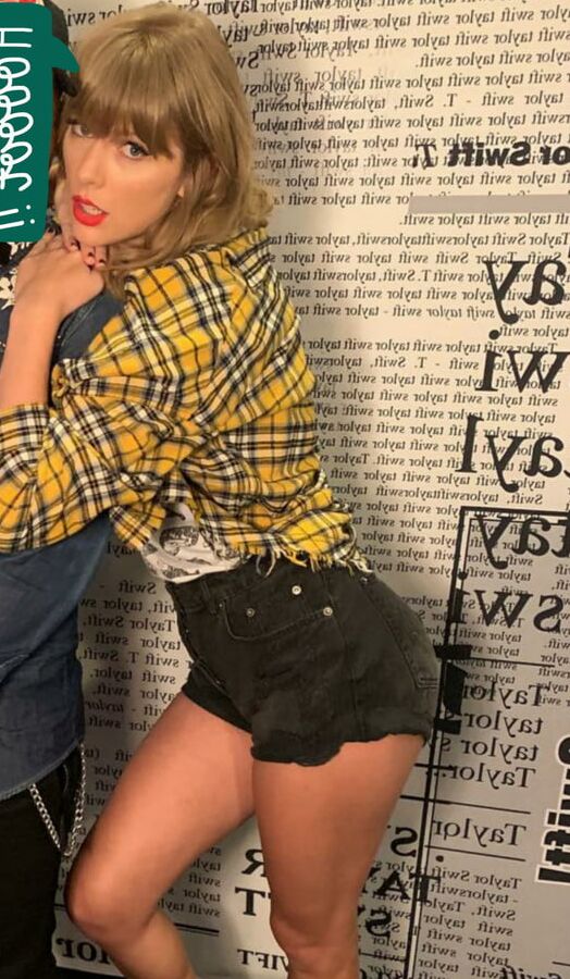 Taylor Swift hot