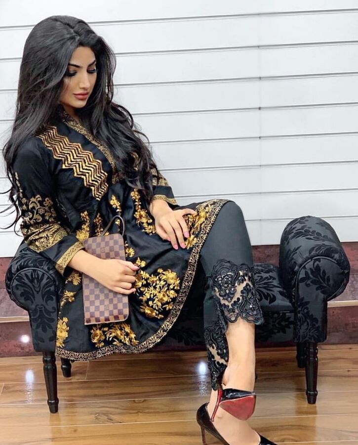 Hottest paki girl from maidenhead London pakistani classy