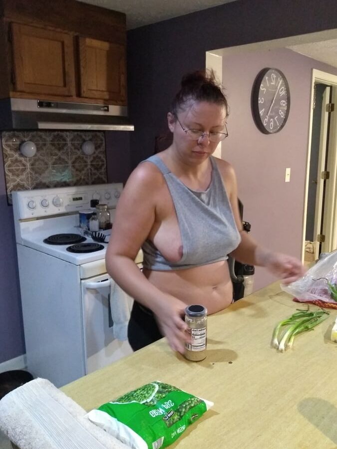 HogTown BBC CumDump Whore Nicole Reed From BethpageTennese