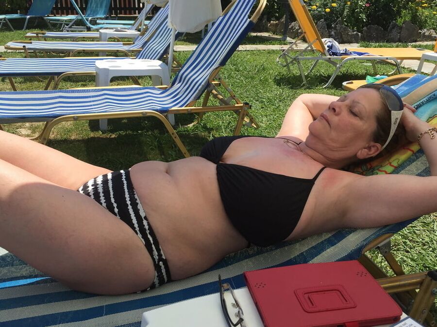 Nachbarin Jana im Urlaub