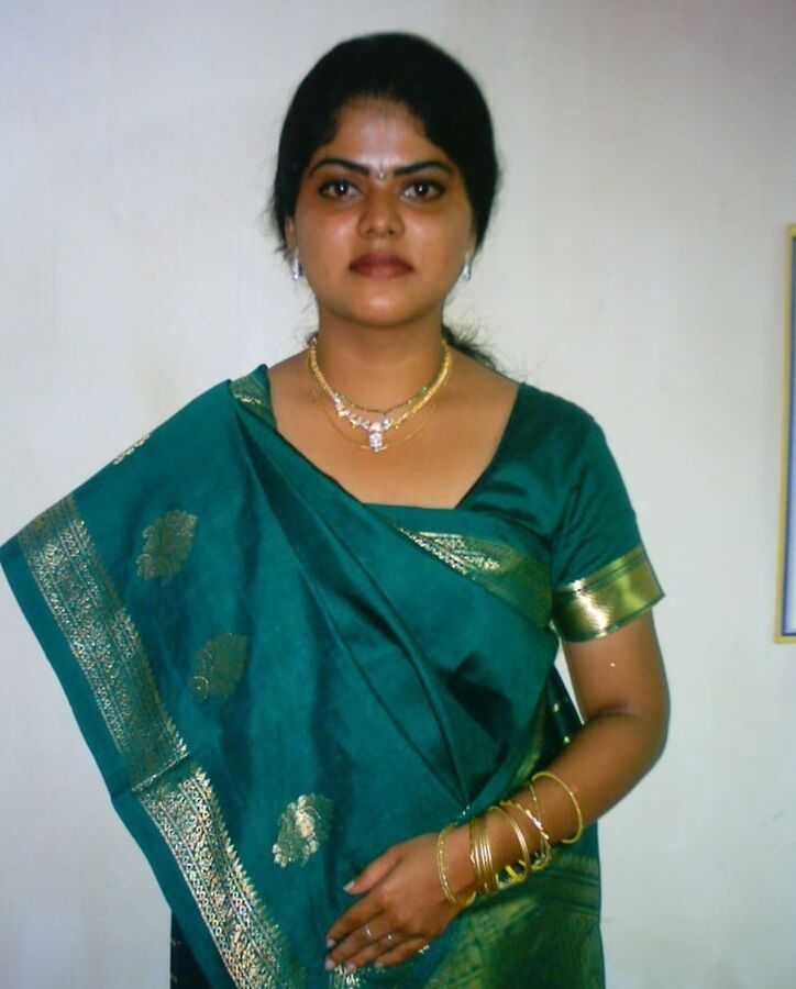 Indian housewife strips