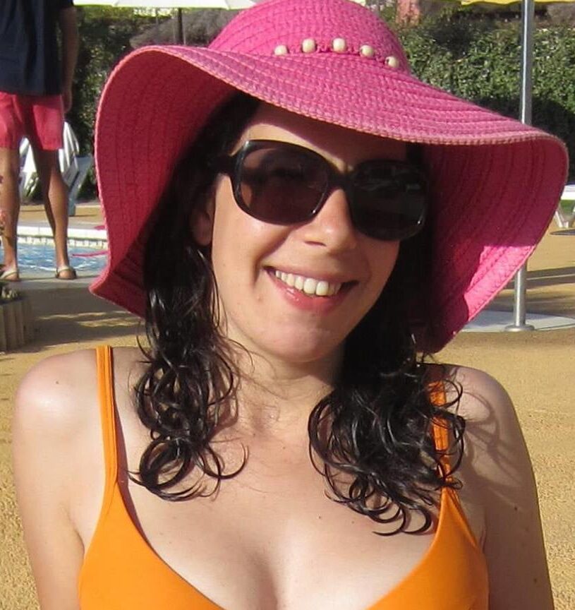 milfs - comment and rate