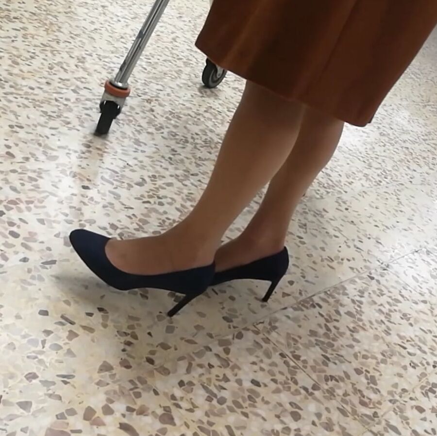 SMA sexy friends feet