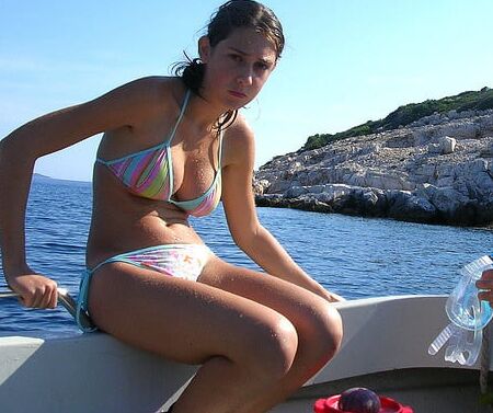BoobsBikini