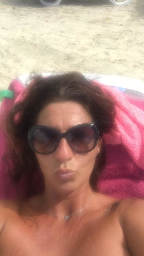 elodie grosse chienne a insulter