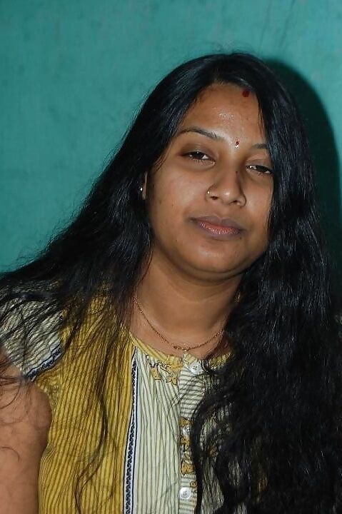 Mature Indian Desi wife hardcore pics