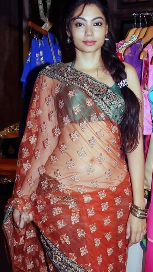 Indian girls hot in saree