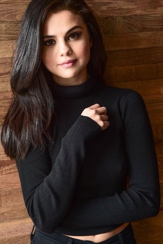 SELENA GOMEZ PICTURES