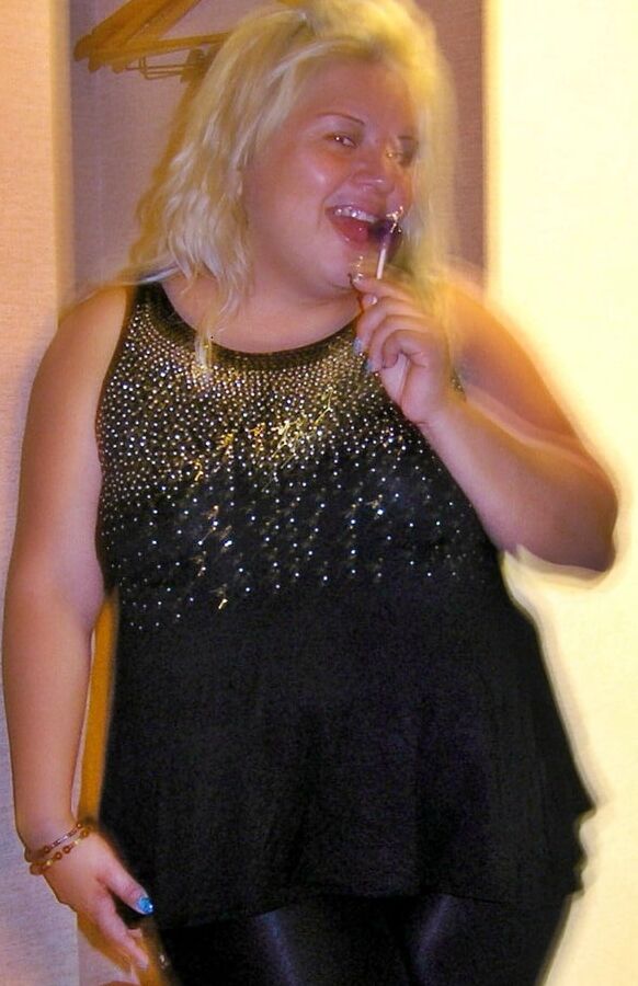 Hot MILF Poses With Remote Vibrator Inside Her Panties