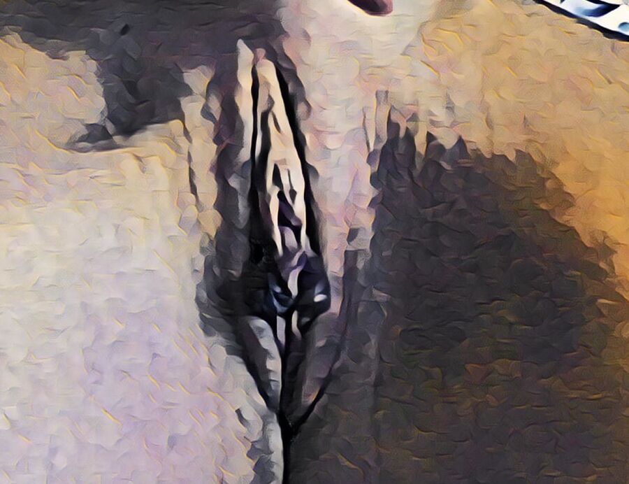She masturbates for me once more