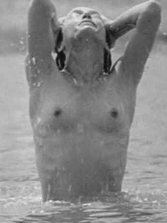 Anne Brochet ( - )