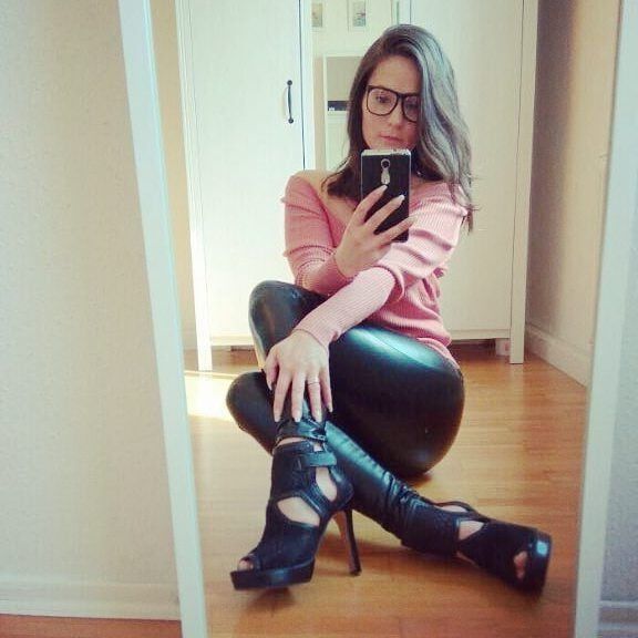 Hot leggings milf