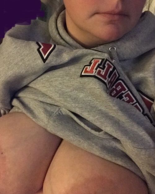 Huge boob amateur