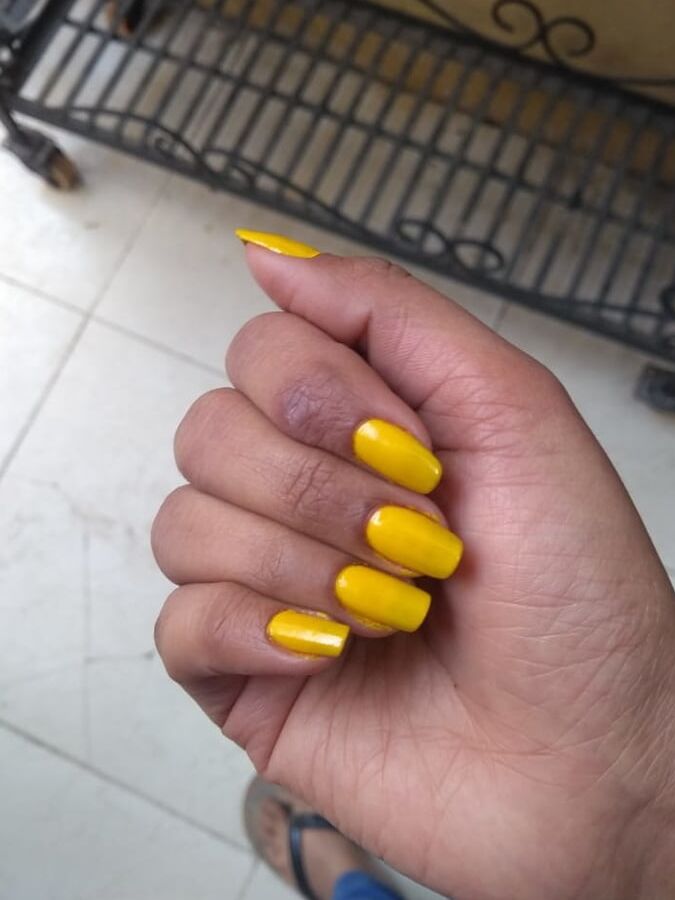 MY WIFE&;S LONG NAILS