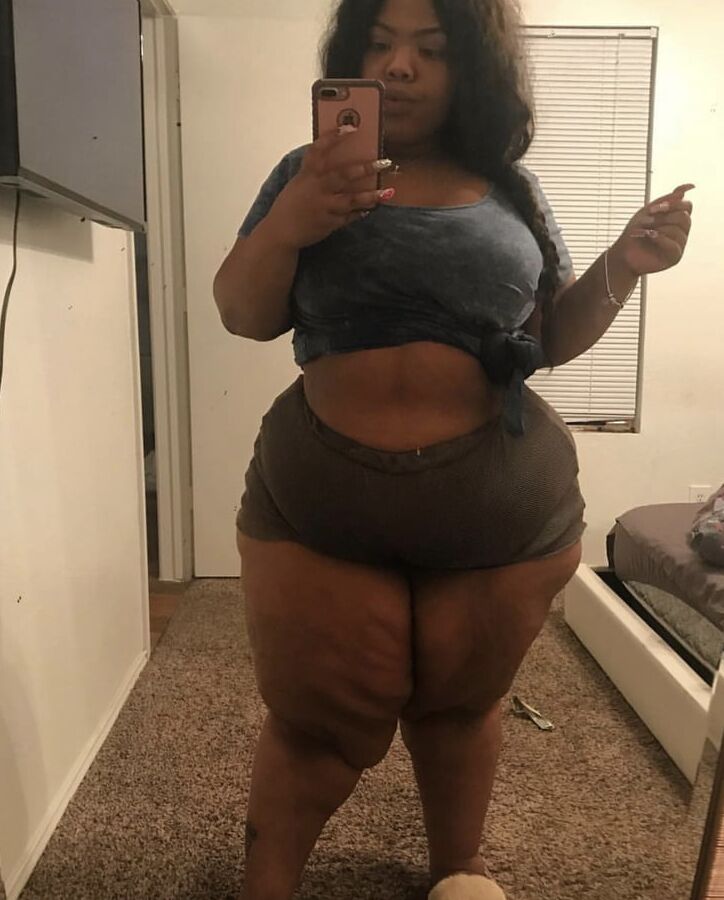 EBONY : WOULD YOU FUCK IT: SMASH OR PASS PT.
