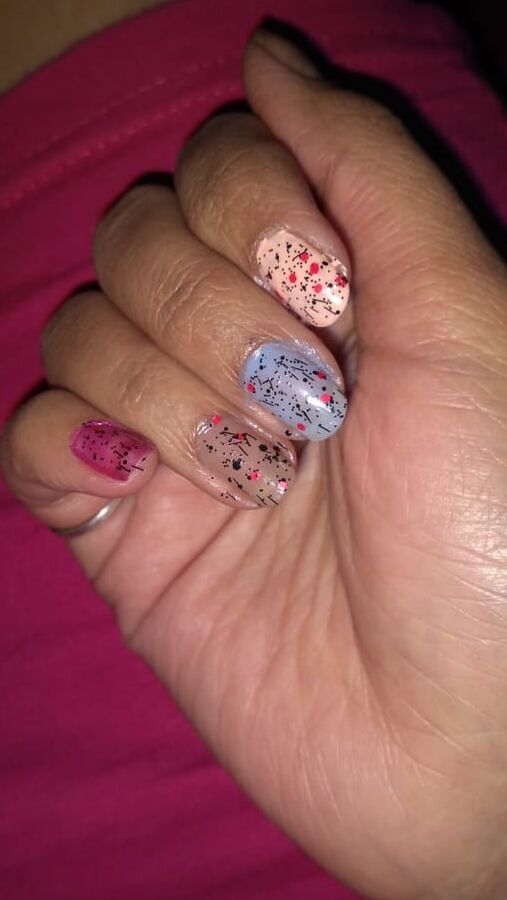 MY WIFE&;S LONG NAILS