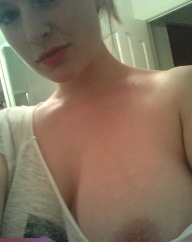 New York Webcam Girl are free show for cum you