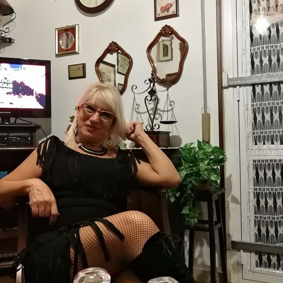 Milf Ekisabetta di Pavia