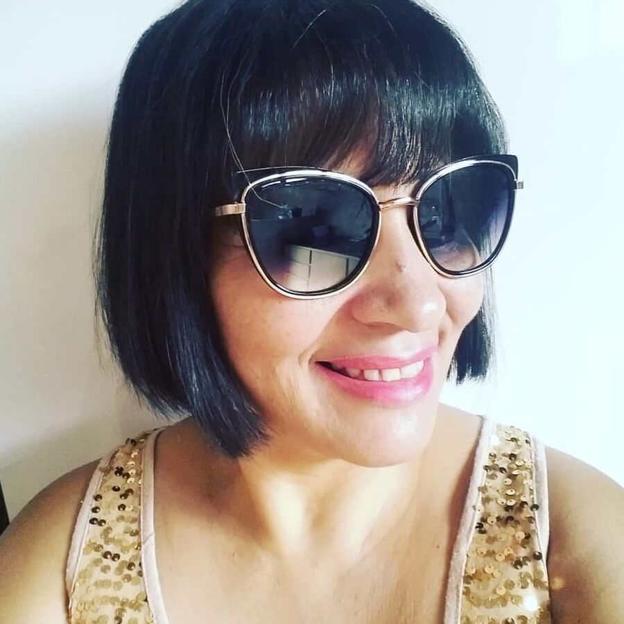Next milf for tribute