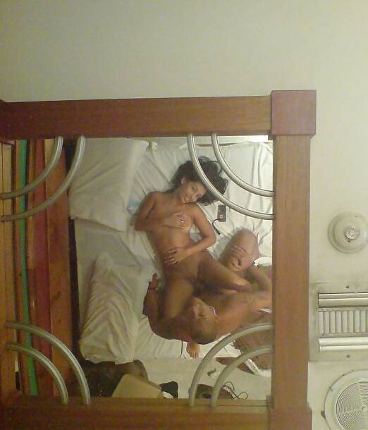 A mi trola le ordeno mostrarse