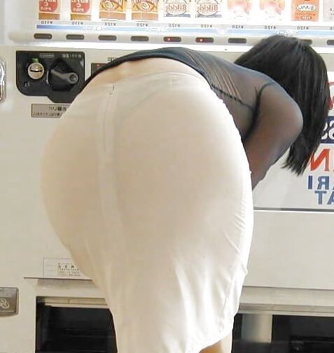 Big Ass in Street
