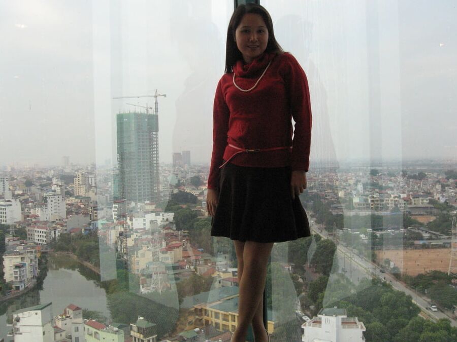 Cute Chinese Wife - Tan Pantyhose