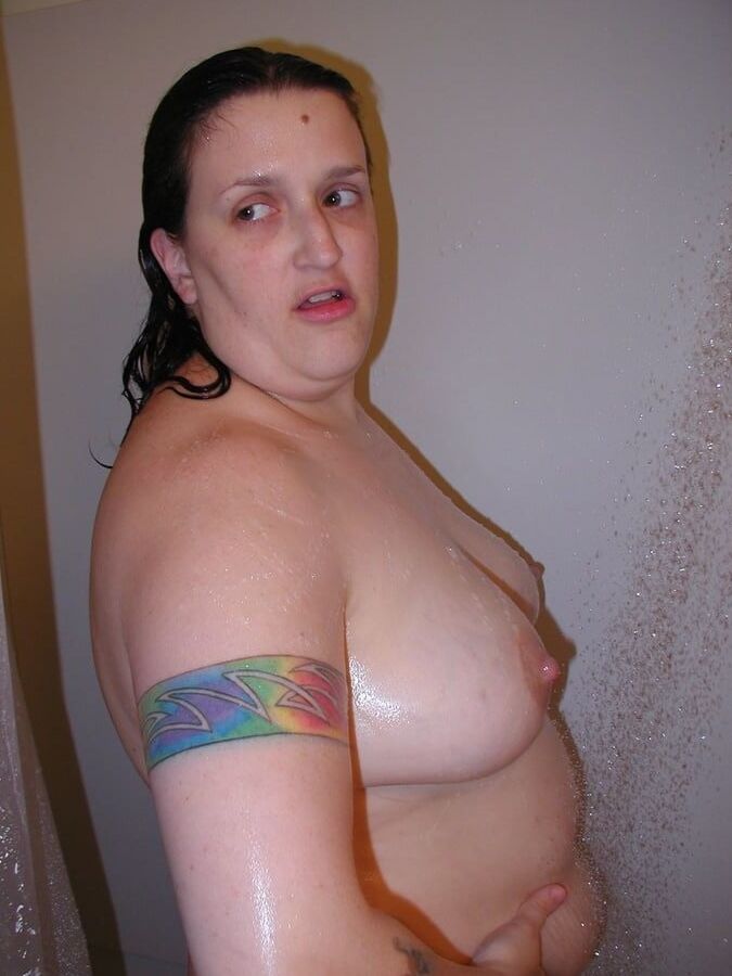 Hoodyman ssbbw : More fat pigs exposed .