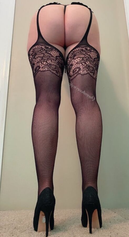 QueenBootyWife