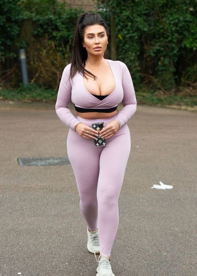 Lauren Goodger