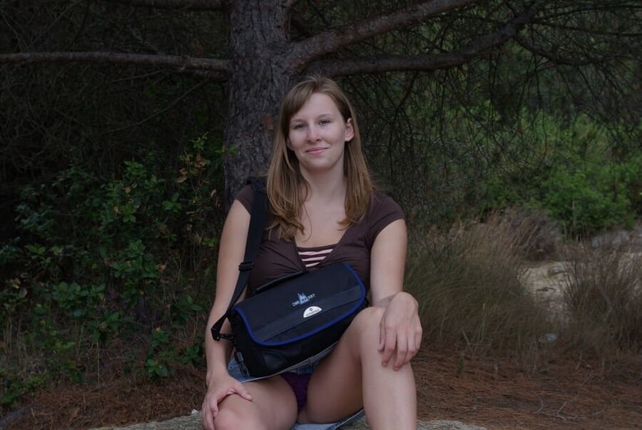 Amateur young milf
